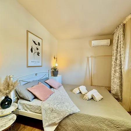 Villa Sophia With Private Plunge Pool By Dadovillas *